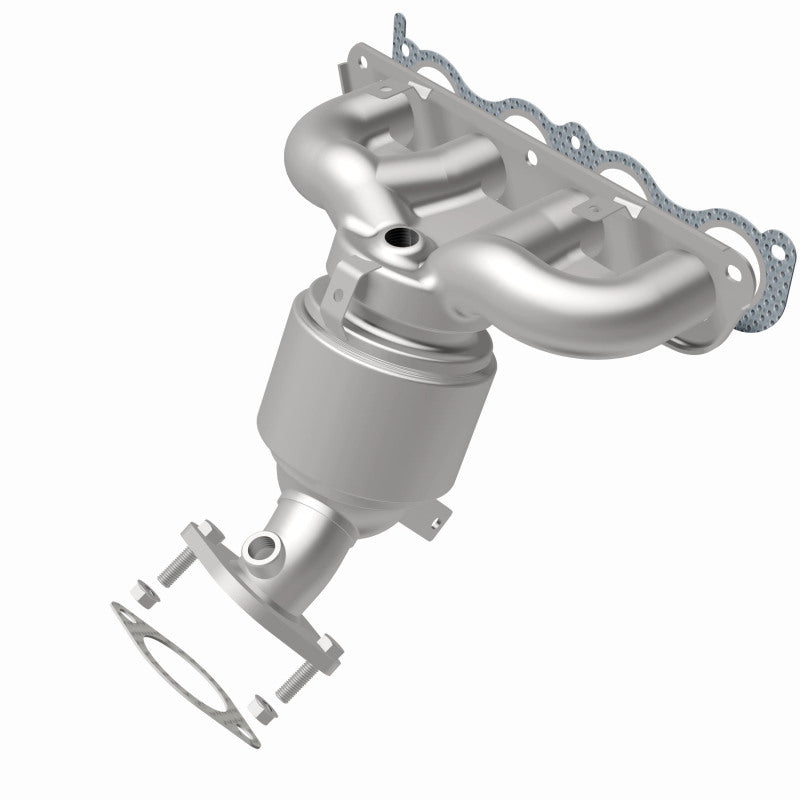 MagnaFlow 22-237 oem grade manifold converter, rear view of the turntable spin