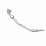 MagnaFlow 22-068 oem grade manifold converter, rear view of the turntable spin