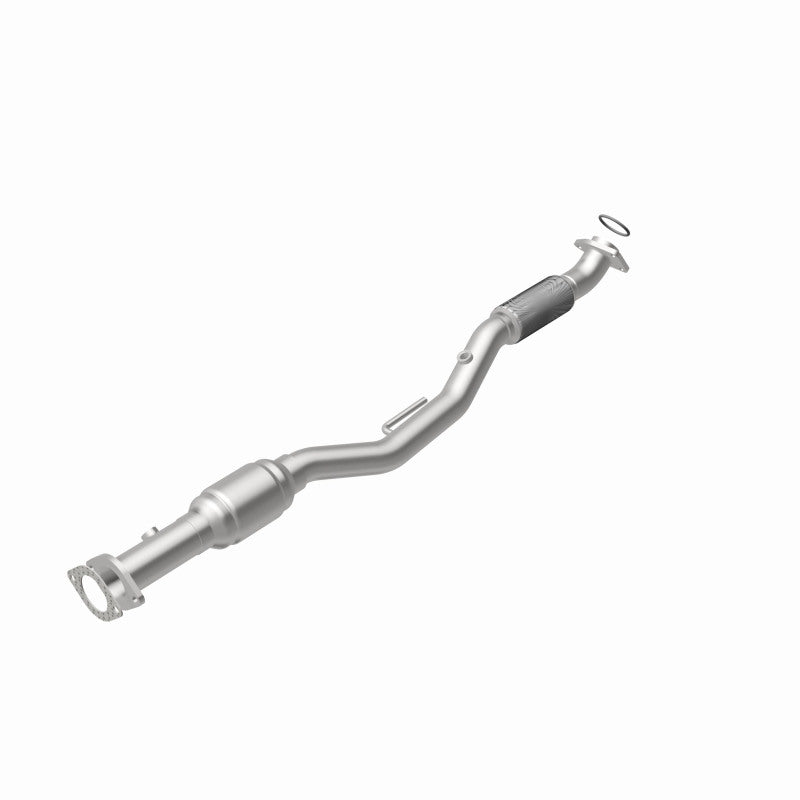 MagnaFlow 5571504 carb direct-fit catalytic converter, rear view of the turntable spin