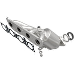 Magnaflow 13-17 Nissan Sentra 1.8L Direct-Fit Catalytic Converter
