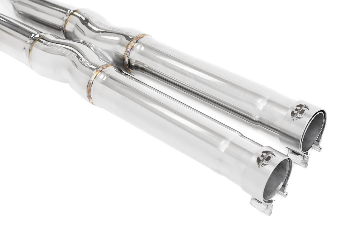 Fabspeed California X-pipe, angled view of the outlets