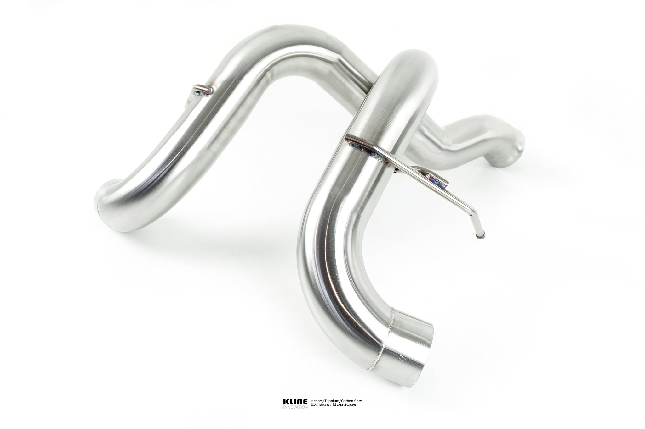 Left angled view of 100 Cell Cat Pipe Set For McLaren 570S manufactured by kilne innovation