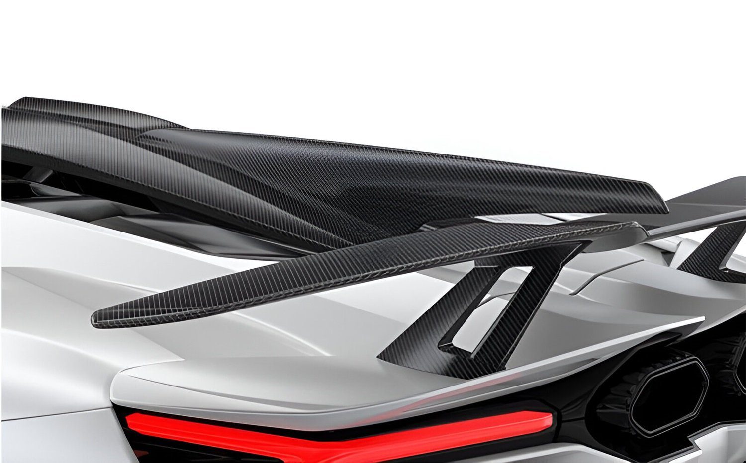 Carbon roof scoop fin on a white Lamborghini Revuelto