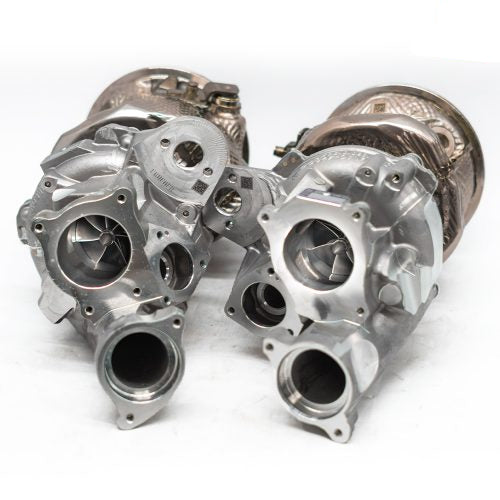 A front wide view of Pure Turbos Turbo Upgrade Pure900 for Porsche Cayenne / Panamera (4.0L) 2017-2025 with white background