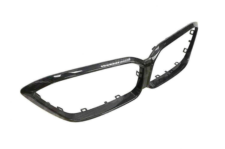 wide view of TRE Pre-Preg Carbon Fibre Kidney Grille Surround for BMW M2 Competition F87 2018+ with white background
