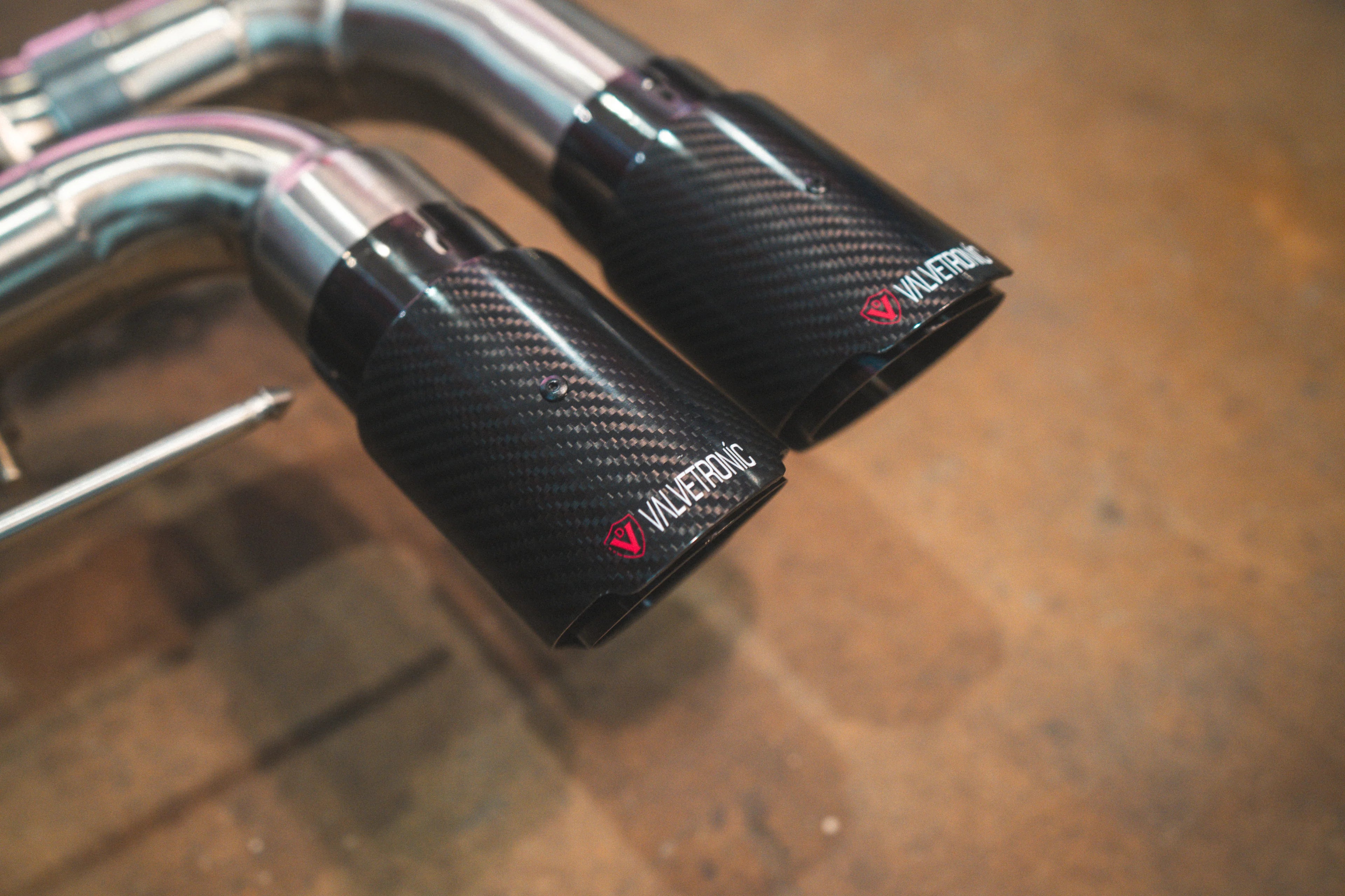 Carbon fiber Valvetronic Designs exhaust tips for BMW G05 X5 and G06 X6 M50i and M60i