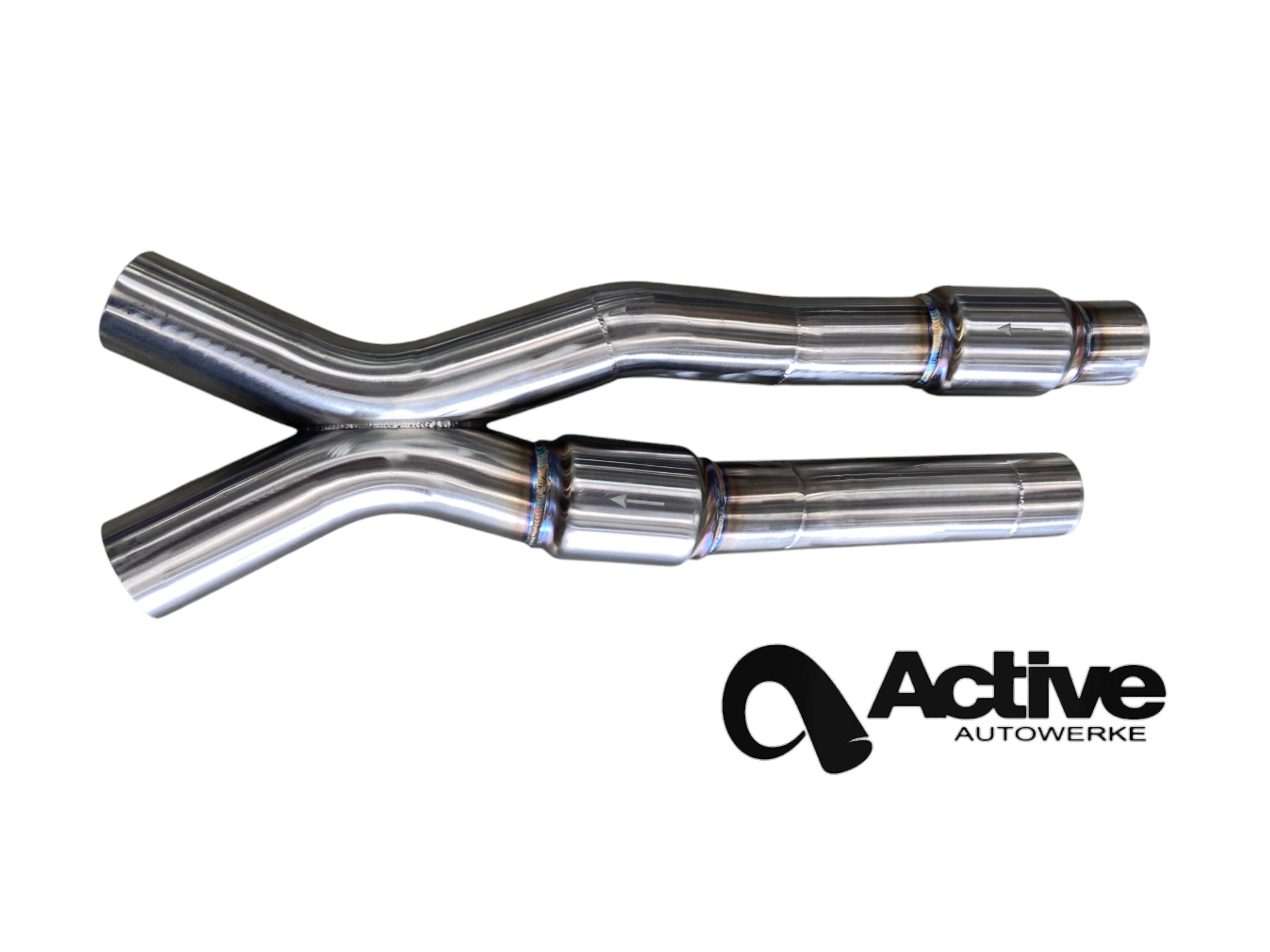 Close-up of the Active Autowerke X3 M Gen 2 resonators and crossover section