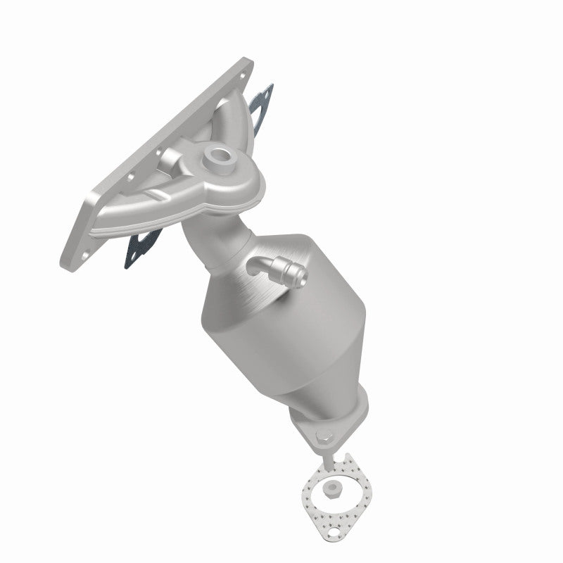 MagnaFlow 452010 carb manifold converter, side view of the turntable spin