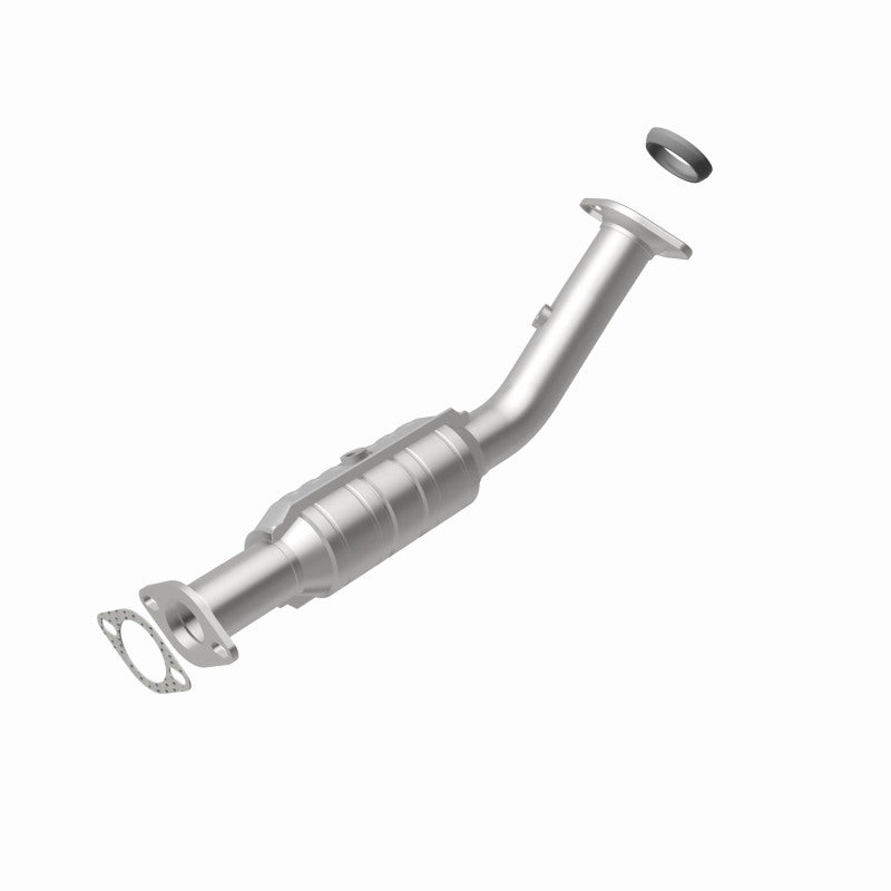 MagnaFlow 24085 hm grade direct-fit catalytic converter, rear view of the turntable spin