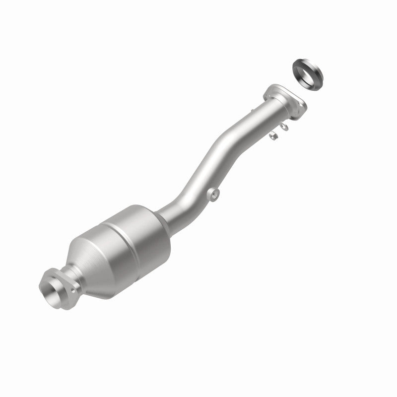 MagnaFlow 52272 oem grade direct-fit catalytic converter, rear view of the turntable spin