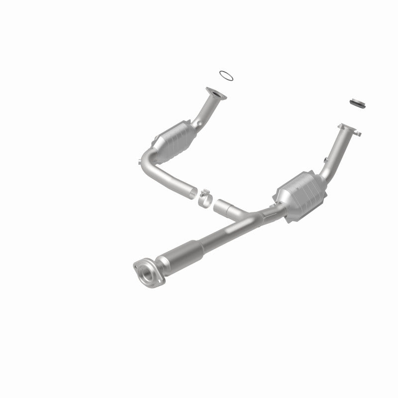 MagnaFlow 24950 hm grade direct-fit catalytic converter, rear view of the turntable spin