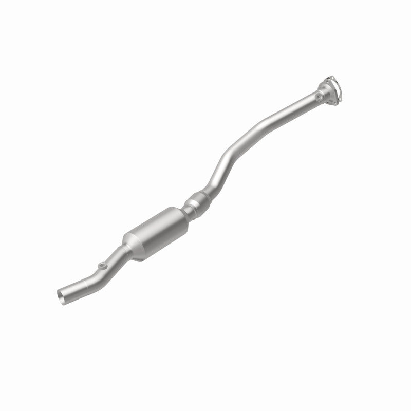 MagnaFlow 4481658 carb direct-fit catalytic converter, rear view of the turntable spin