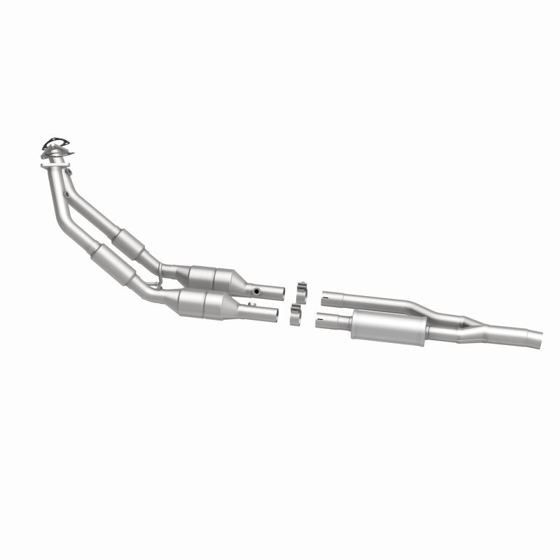 MagnaFlow 5461716 carb direct-fit catalytic converter, side view of the turntable spin