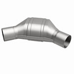 MagnaFlow 454184 universal catalytic converter, side view of the turntable spin