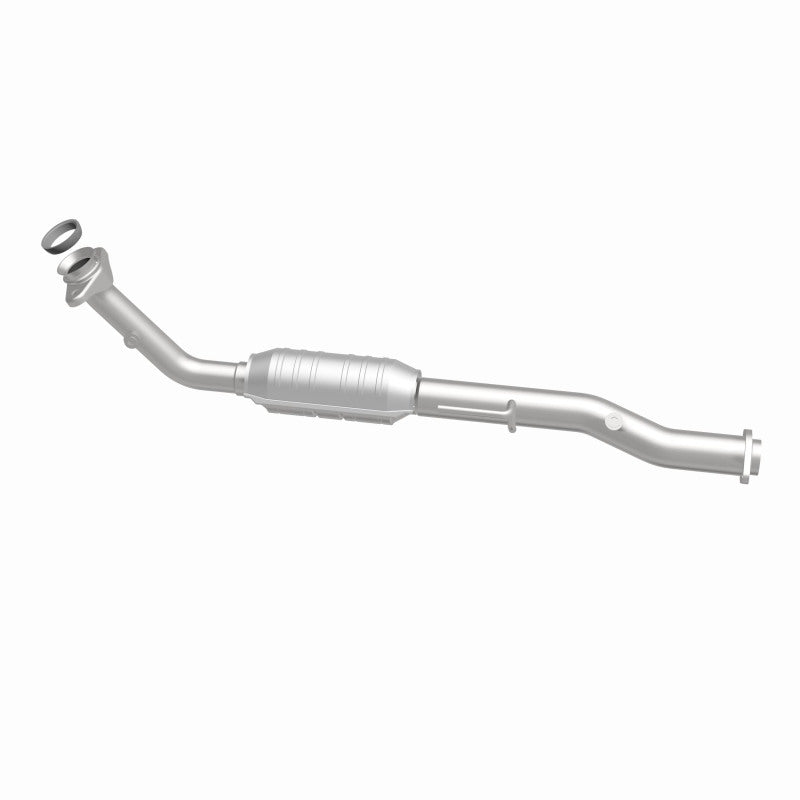 MagnaFlow 23389 hm grade direct-fit catalytic converter, side view of the turntable spin