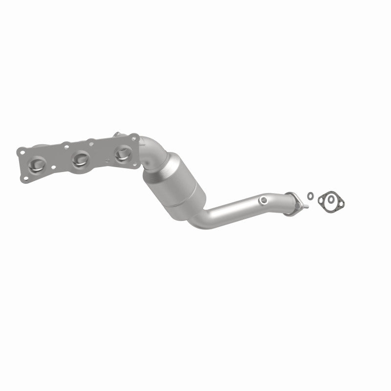 MagnaFlow 5531222 carb manifold converter, front three-quarter view of the turntable spin