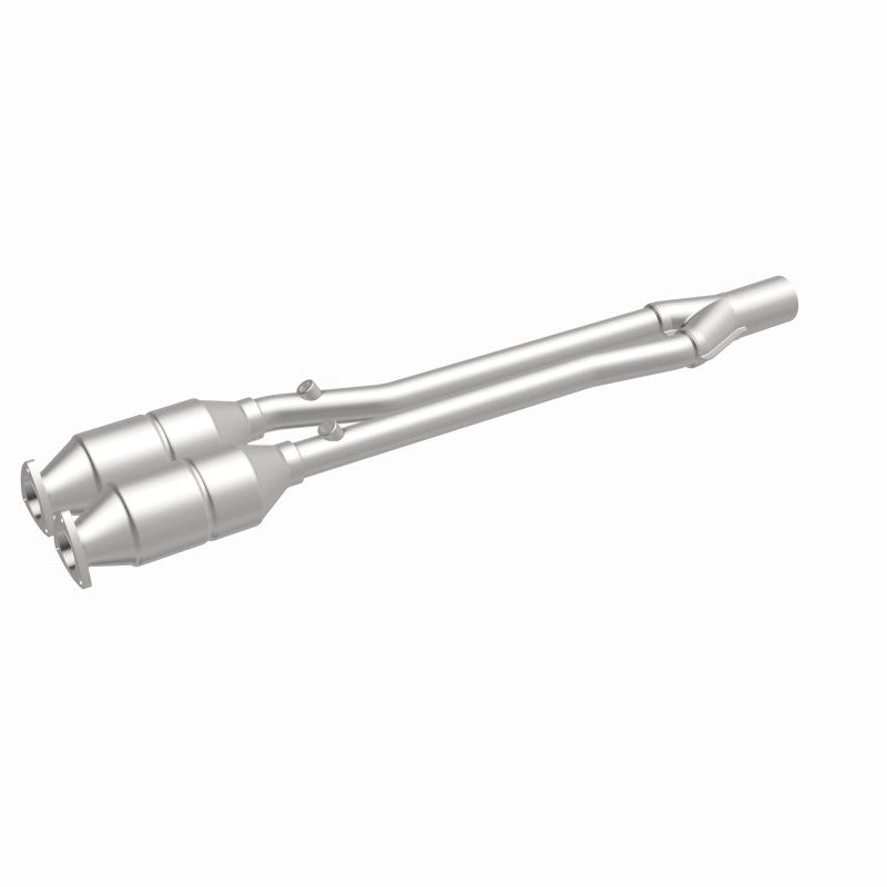 MagnaFlow 24157 hm grade direct-fit catalytic converter, front three-quarter view of the turntable spin