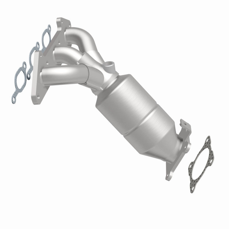 MagnaFlow 23213 hm grade manifold converter, side view of the turntable spin