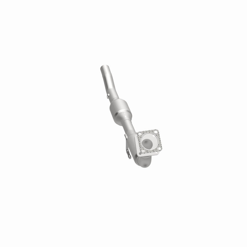 MagnaFlow 51526 oem grade direct-fit catalytic converter, opposite side view of the turntable spin