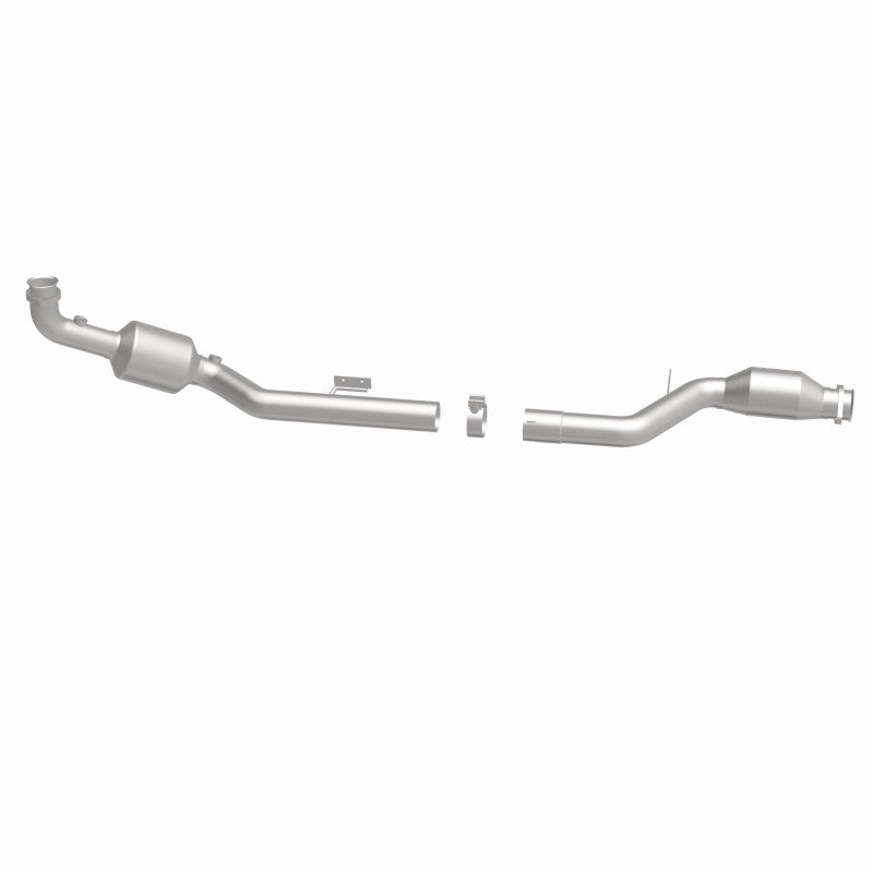 MagnaFlow 51696 oem grade direct-fit catalytic converter, side view of the turntable spin