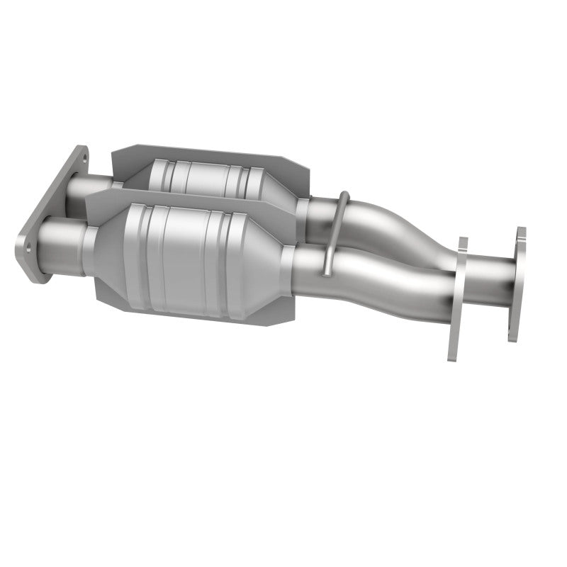 MagnaFlow 23310 hm grade direct-fit catalytic converter, side view of the turntable spin