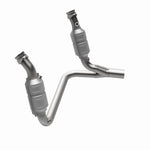 MagnaFlow 24770 hm grade direct-fit catalytic converter, side view of the turntable spin