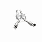 MagnaFlow 93989 hm grade direct-fit catalytic converter, opposite side view of the turntable spin