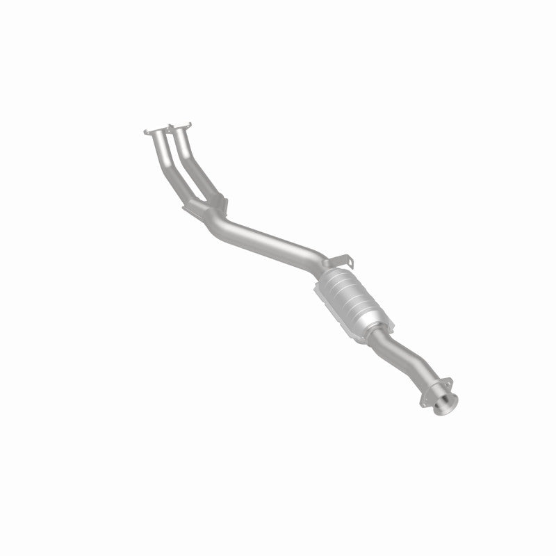 MagnaFlow 93684 epa direct-fit catalytic converter, rear three-quarter view of the turntable spin