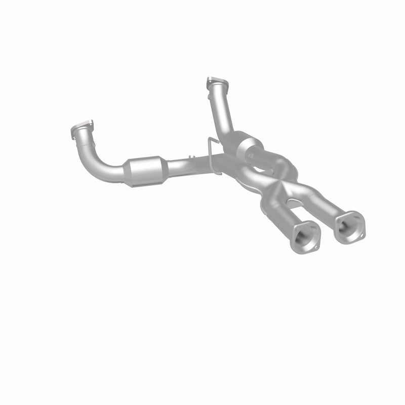 MagnaFlow 5451046 carb direct-fit catalytic converter, rear three-quarter view of the turntable spin