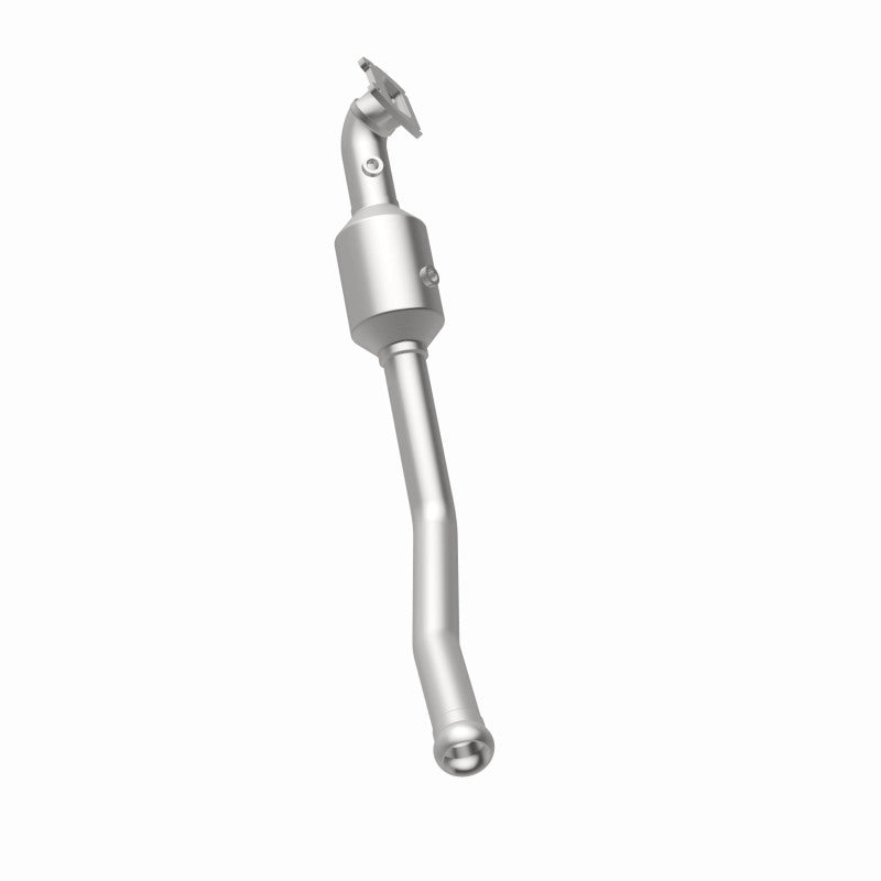 MagnaFlow 21-250 oem grade direct-fit catalytic converter, opposite rear three-quarter view of the turntable spin