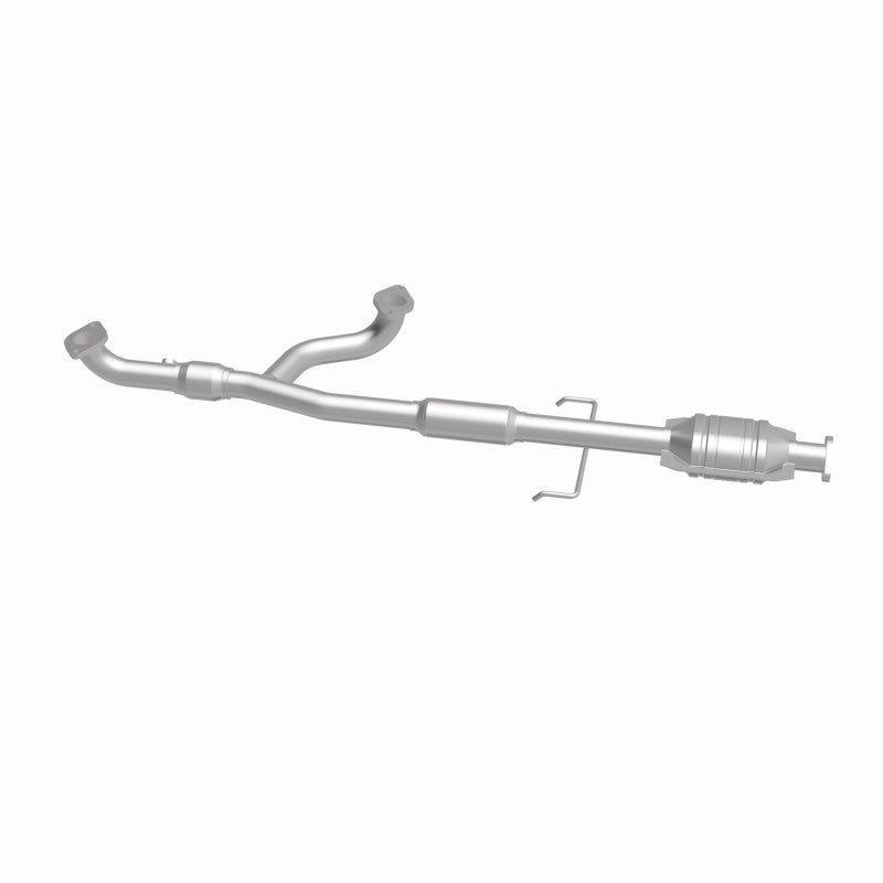 MagnaFlow 49453 oem grade direct-fit catalytic converter, side view of the turntable spin
