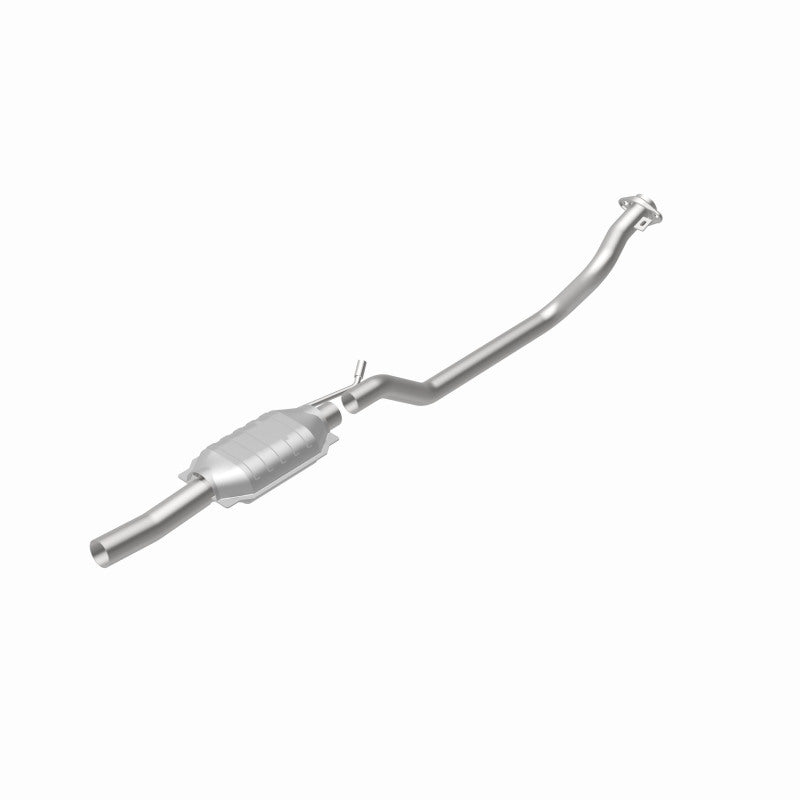 MagnaFlow 93301 epa direct-fit catalytic converter, rear view of the turntable spin
