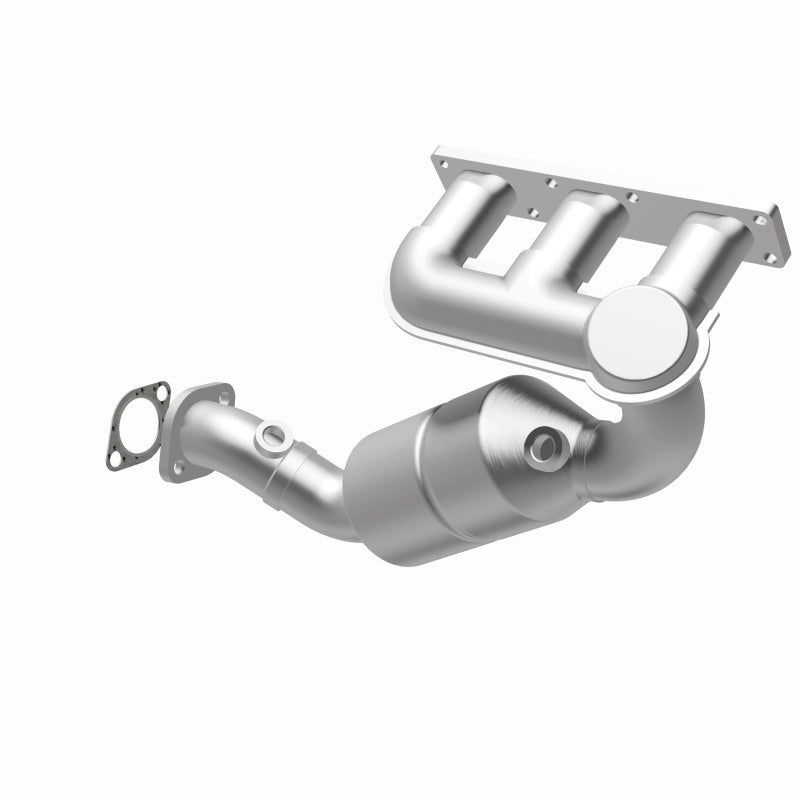 MagnaFlow 452466 carb manifold converter, opposite rear three-quarter view of the turntable spin