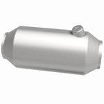 MagnaFlow 551036 universal catalytic converter, side view of the turntable spin