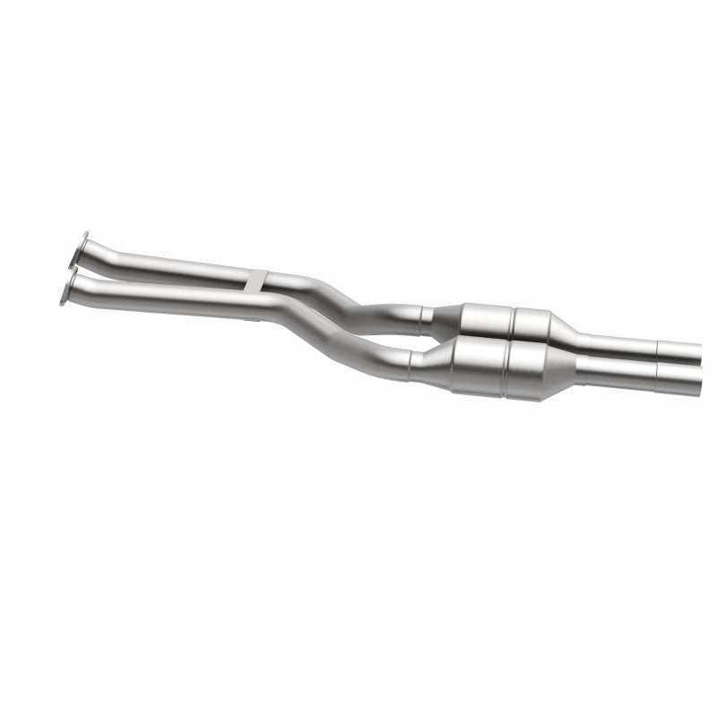 MagnaFlow 49760 oem grade direct-fit catalytic converter, side view of the turntable spin