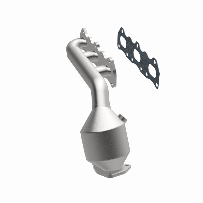 MagnaFlow 452060 carb manifold converter, rear three-quarter view of the turntable spin