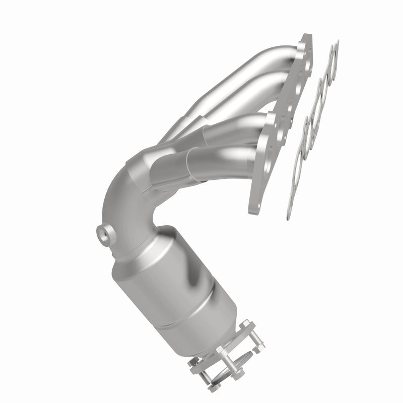 MagnaFlow 452016 carb manifold converter, side view of the turntable spin