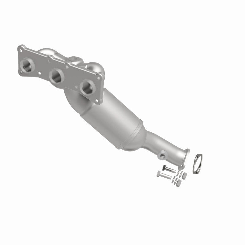 MagnaFlow 50291 hm grade manifold converter, side view of the turntable spin