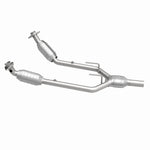MagnaFlow 444080 carb direct-fit catalytic converter, side view of the turntable spin