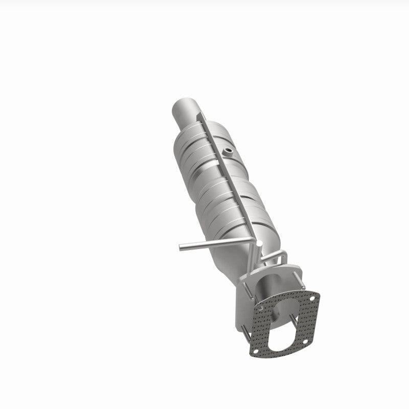 MagnaFlow 280435 oem grade direct-fit catalytic converter, opposite side view of the turntable spin