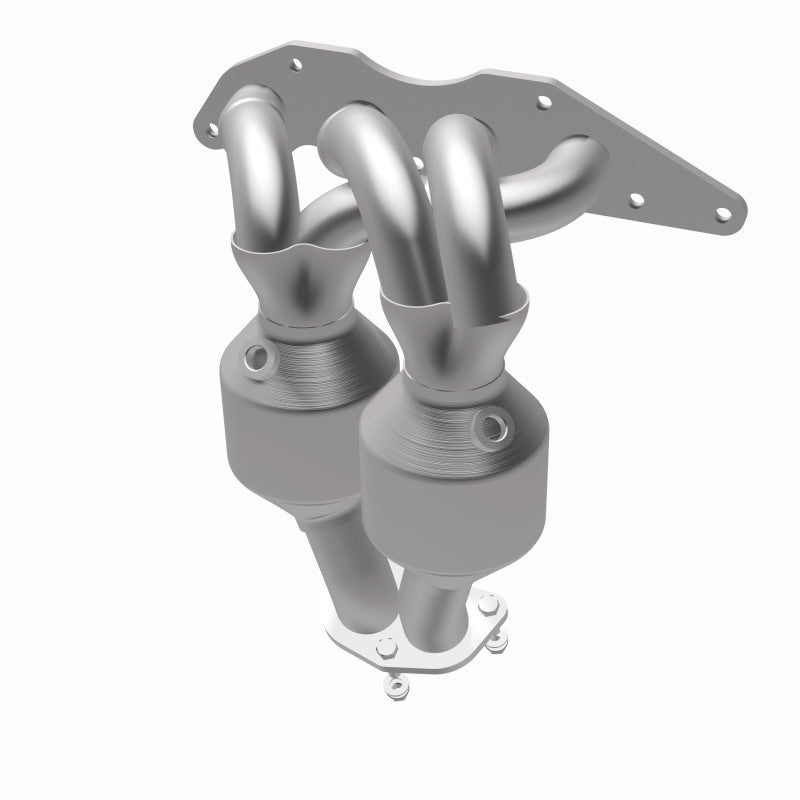 MagnaFlow 50715 hm grade manifold converter, opposite rear three-quarter view of the turntable spin