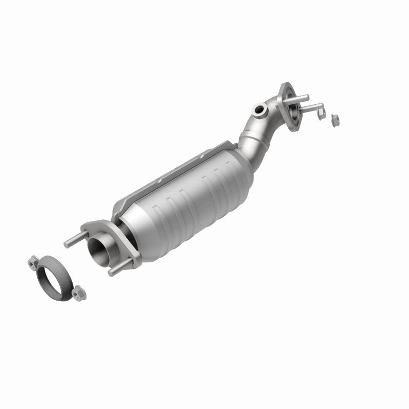MagnaFlow 24403 hm grade direct-fit catalytic converter, rear view of the turntable spin