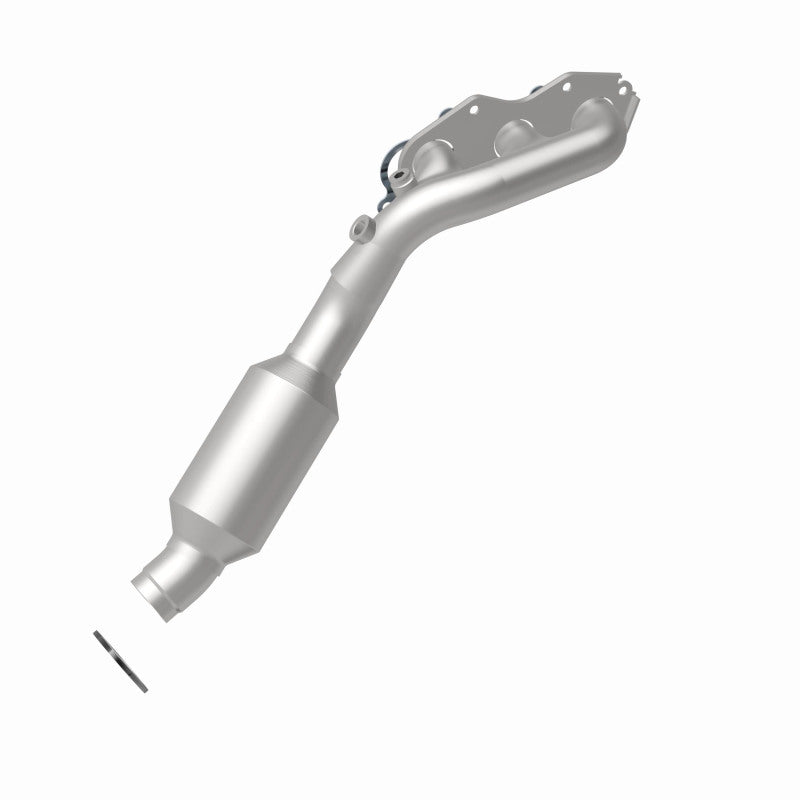 MagnaFlow 49285 oem grade manifold converter, rear view of the turntable spin