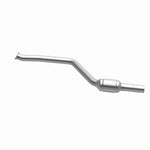 MagnaFlow 24511 hm grade direct-fit catalytic converter, side view of the turntable spin