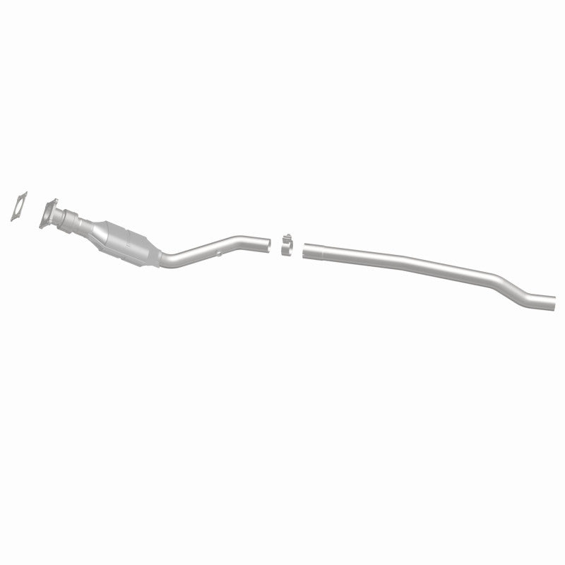 MagnaFlow 93277 hm grade direct-fit catalytic converter, side view of the turntable spin