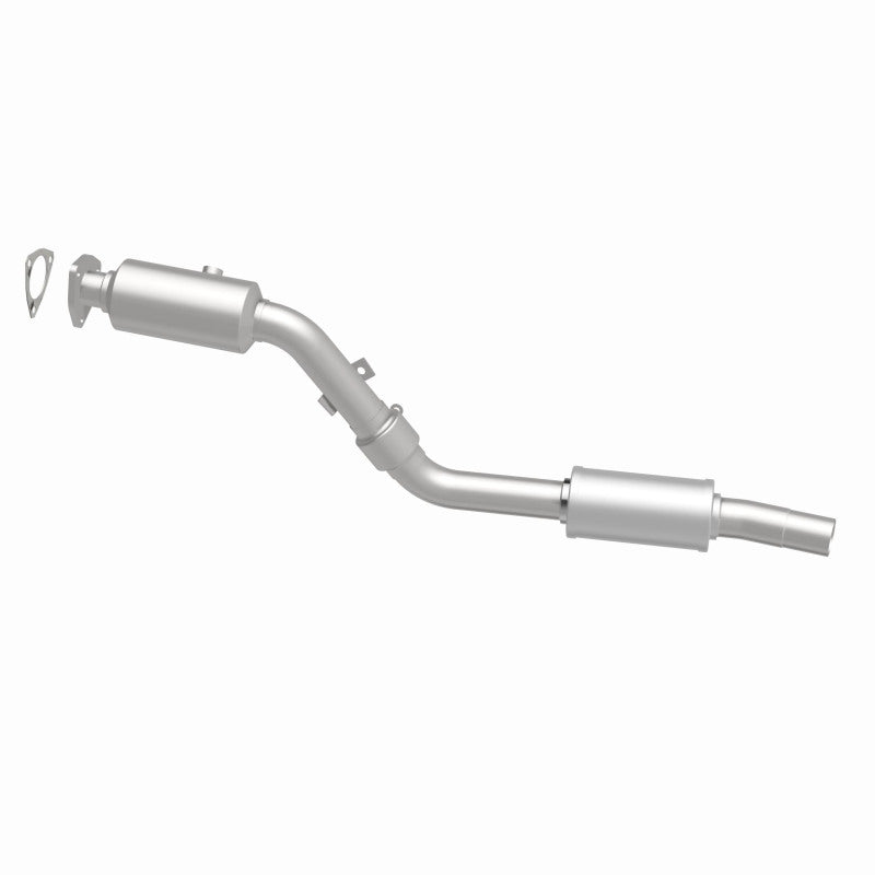 MagnaFlow 49903 oem grade direct-fit catalytic converter, side view of the turntable spin