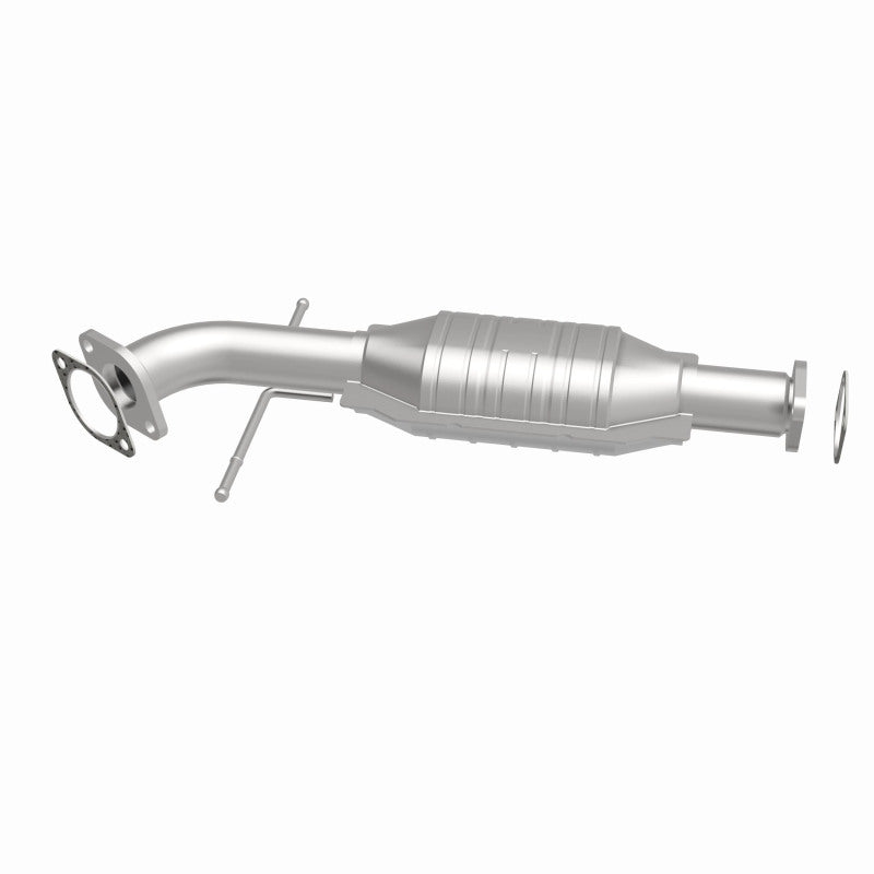 MagnaFlow 93327 hm grade direct-fit catalytic converter, side view of the turntable spin