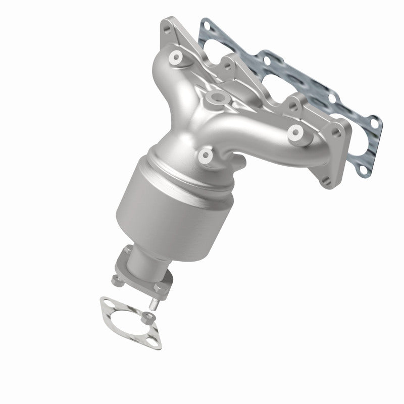 MagnaFlow 52780 oem grade manifold converter, rear view of the turntable spin