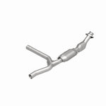 MagnaFlow 93122 hm grade direct-fit catalytic converter, rear view of the turntable spin