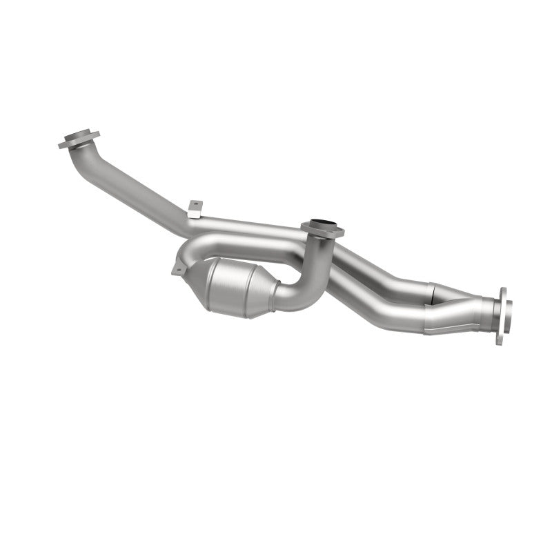 MagnaFlow 23738 hm grade direct-fit catalytic converter, side view of the turntable spin